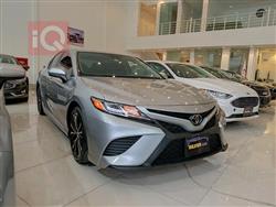 تۆیۆتا کامری